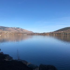 Meet your Posher, Aneta